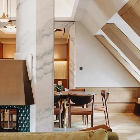 Rosewood Hotell