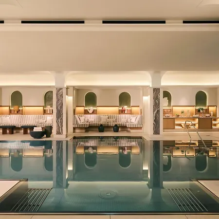 Hotell Rosewood 5*