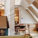 Rosewood Hotel