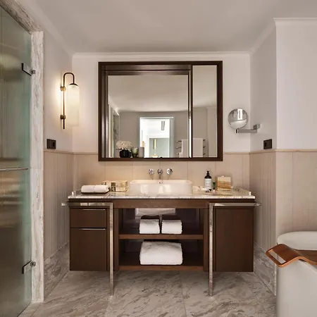 Rosewood Monaco di Baviera