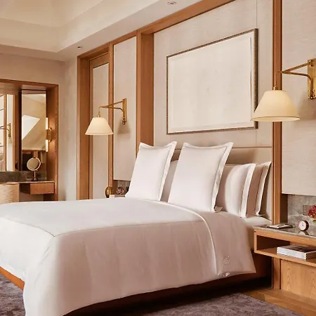 Hotel Rosewood 5*