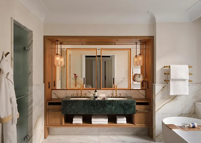 Rosewood Hotel 5*