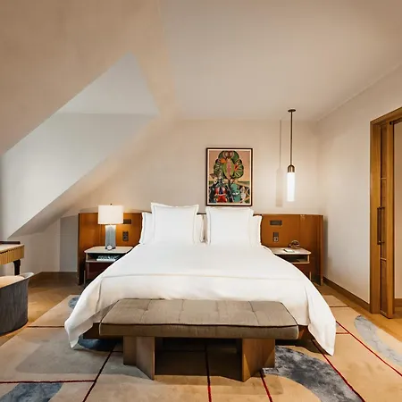 Hotel Rosewood 5*